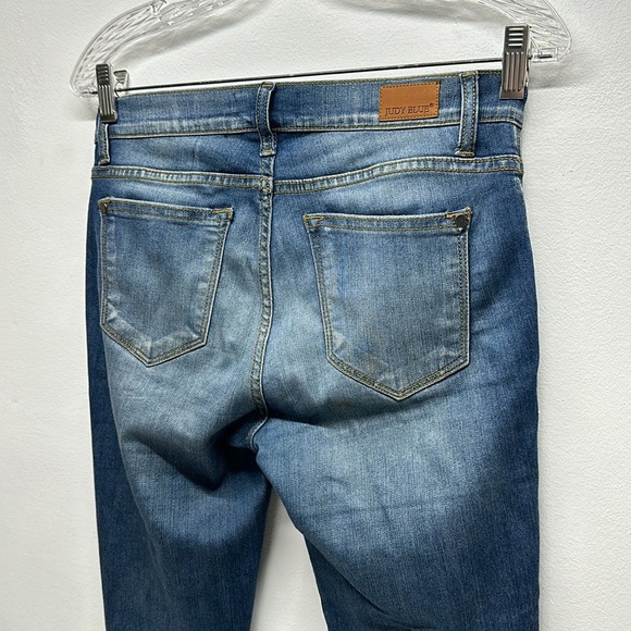 Judy Blue Janette Jeans Distressed Skinny Jean Raw Hem Stretch Blue Size 7 / 28 - Picture 5 of 8